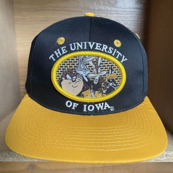 Vintage NEW 1997 The University Of Iowa Looney Tunes Bugs Bunny Snapback Cap Hat - Picture 2 of 12